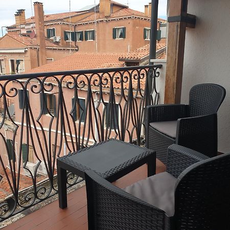 Ferienwohnung Residenza Tiziana Venezia Exterior foto